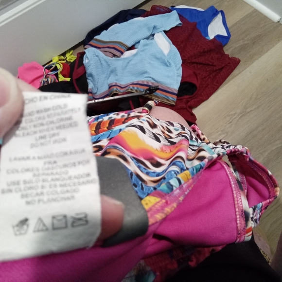 Kenneth Cole Reaction Feather Floral Animal Print Colorful Bikini Set Size L - Picture 8 of 14